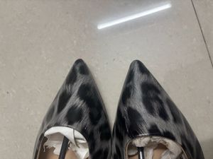 🆕 “Dorothy Perkins” Panther Print Stilettos