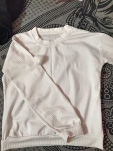 White Sweatshirt With Pom-pom Sleeves