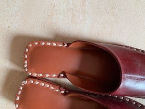 Handcarfted Kolhapuri Slipper