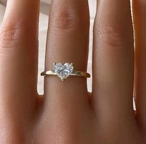 Heart Stone adjustable Ring