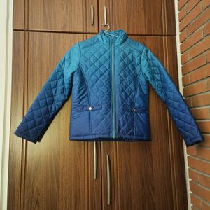 Blue puffer jacket 🧥