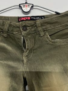 skinny fit jeans