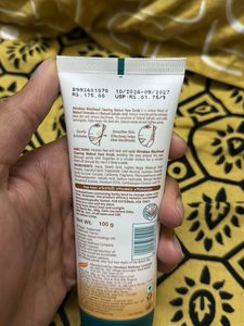 Himalaya Walnut Face Scrub