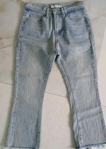Cropped Flared Jeans | Light Wash | Size S