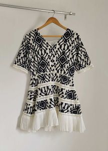 Black &amp; White Print Mini Dress