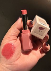 Fenty Beauty Gloss Bomb Stix :- Its Fussy