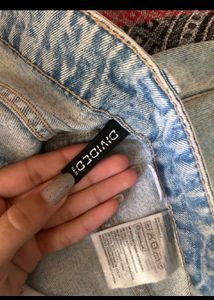 H&amp;M Distressed Jeans