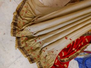 Red An Golden Combination Saree 🤩