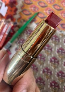 Makeup Set( Highlighter Lipsticks &amp; Eyeliner)