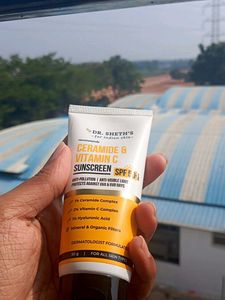 Dr. Sheth&#39;s Ceramide &amp; Vitamin C Sunscreen