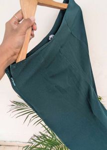 Green crop trouser