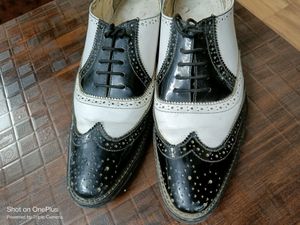White And Black Brogue Formal Men Shoes