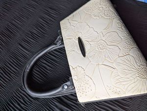 VINTAGE WHITE BAG!!!