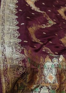 expansive 🔥 Maroon Banarasi Silk Saree 😍