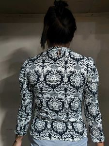 Patterned Long Sleeve Top