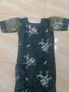 Grey Organza Embroidery Kurti