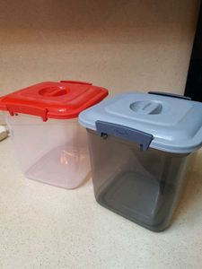 😍Pack of 2 (7.5 L Airtight Plastic Container)😍