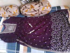 A Beutiful Wedding Were Kurta With Dupatt nd Plaza