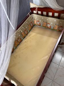Wooden Baby Crib with Mattress