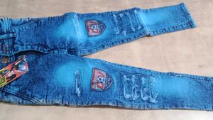 Boy&#39;s Stylish Jeans