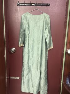Elegant Kurta Set perfect for festive season