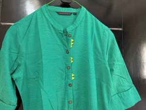 Beautiful Kurta set by pantaloons