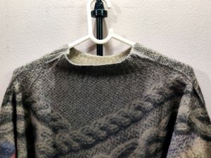 IMPORTED MEN&#39;S vintage cable knit sweater