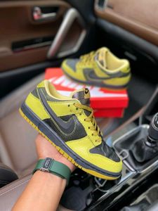 Nike Dunk Low QS Halloween Skull 💀
