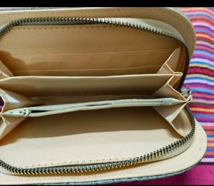 Trending Beautiful Net Grey 🩶 Clutch