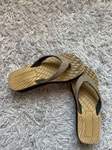 Used Flip Flops
