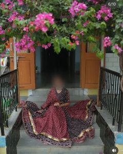 lehenga choli , chaniya chol