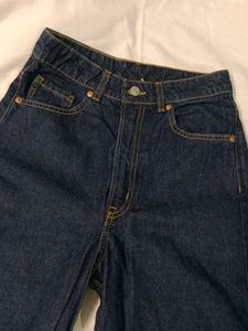 H&M dark blue Straigh Jeans (Brand New) Waist:26