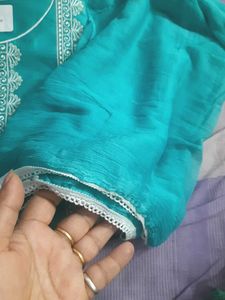 Jaam Cotton Suit With Reyon Bottom And Shiffon Dup