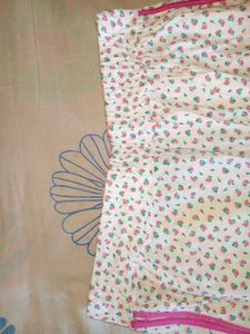 Cute Floral Print Shorts