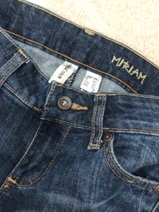 Low Waisted Jeans