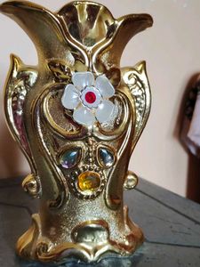 Beautiful Golden 💛 Colour Flower Vase 😍