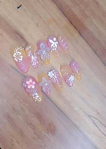 Floral 3D Press-On Nails