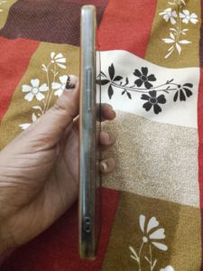 Oppo F15 Black Colour 4 / 128 GB Storage