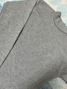 Grey Tight Full Sleeve Crop Top 🩶