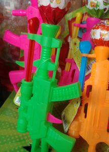 Toy Gun Pop ( Full Box ) 30 Pieces
