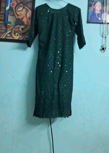 ELEGANT GREEN CHIKANKARI KURTI WITH MIRROR