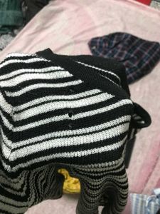 Striped Knit Crop Top