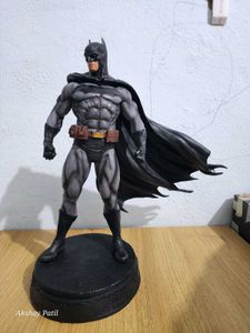 Batman BIG Statue/ Figurine !