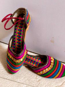 Beautiful Punjabi Juti