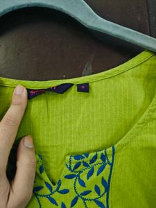 Green Embroidered Kurta