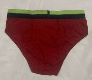 Jockey Men’s Brief – Size XL (100-105 cm Maroon