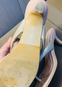 Nude Kitten Heel Thong Sandals🐣❤️