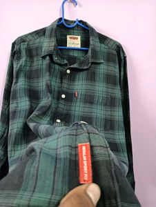 Levi's Plaid Flannel Shirt