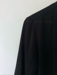 Uniqlo Black Top