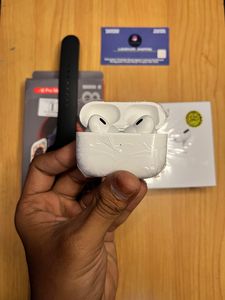 2 In 1 Combo Smart Watch + Airpods Pro